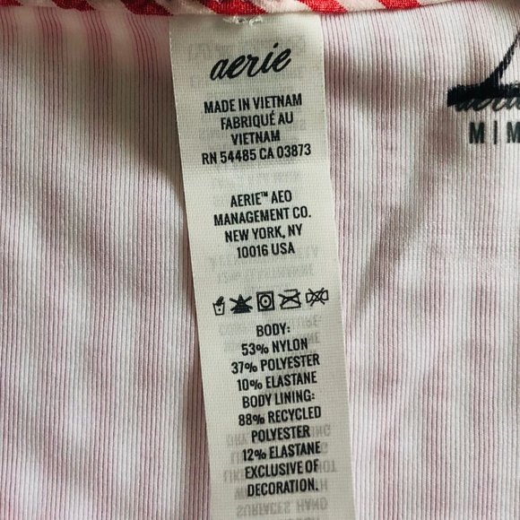 NWT - Aerie Ruffled Cloqué Bikini Bottom in Garnet Size M - Picture 10 of 12